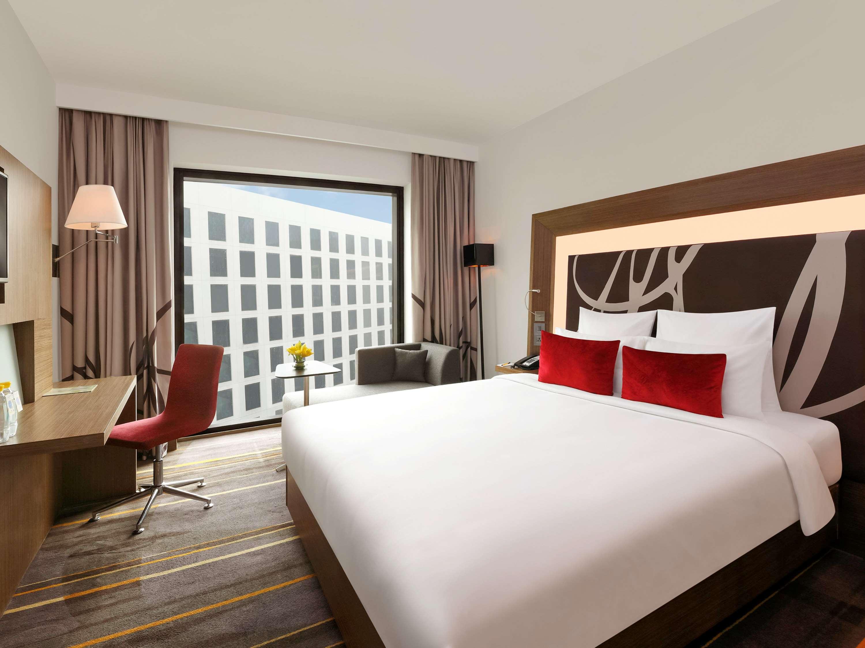 Novotel Aerocity 5*